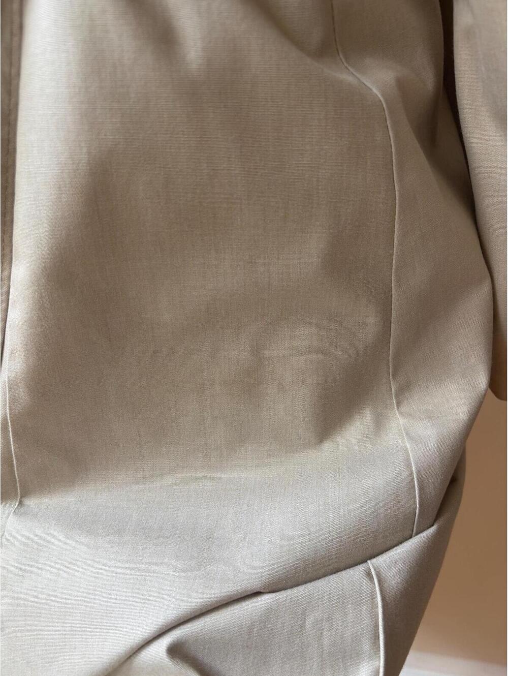 Vintage 1970s Lightweight Beige Belted Trench Coat - Picture 3 of 9